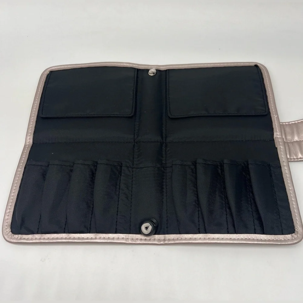 Sephora eyeshadow brush case silver metallic color 10 slots